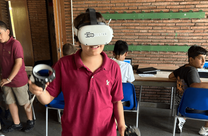 Programming and 3D Virtual Reality (BestVR)